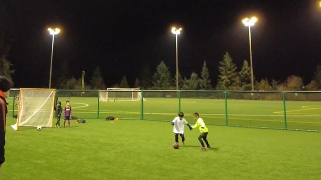 Tianye soccer U8-U9 offense and defense training смотреть онлайн