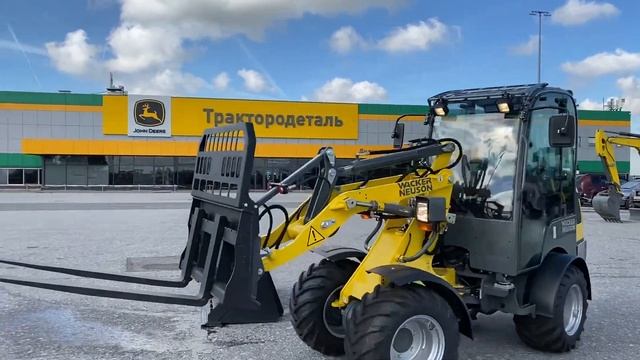 Фронтальный погрузчик Wacker Neuson WL25. Обзор погрузчика. Компактный в своем классе. смотреть онлайн