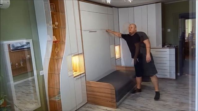 Стенка трансформер, с винтовым шкафом. Подъемная кровать с диваном смотреть онлайн