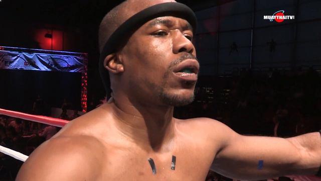 Celestin MENDES vs Alexy WALLACE смотреть онлайн
