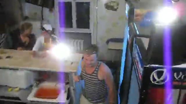 Z19 ФаZенда ломает kitchen bar (начало) =) смотреть онлайн