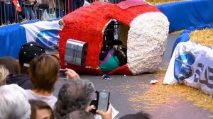 гонки на самодельных машинах Red bull Soapbox Race
