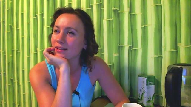 ЗАГАДОЧНАЯ ДЕВУШКА— загадочность привлекательных женщин | SHTUKENSIA смотреть онлайн