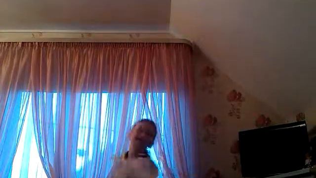 Лиза Гульнева поет смотреть онлайн