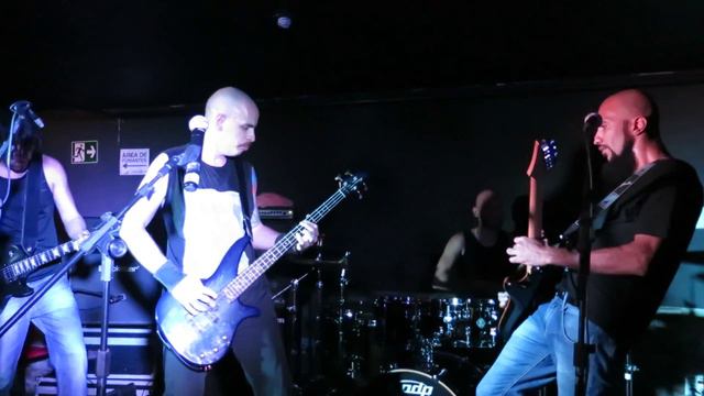 Innocent Exile // Up the Irons (Iron Maiden cover) смотреть онлайн