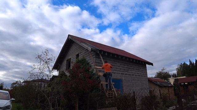 ЛЕСТНИЦА своими руками | Ремонт крыши | Ондулин смотреть онлайн