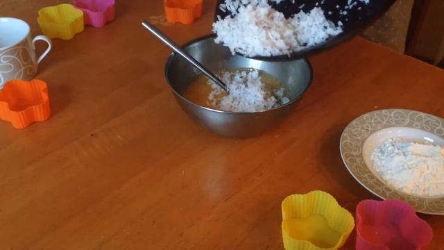 Простой Рецепт | КОКОСОВОЕ ПЕЧЕНЬЕ | Как открыть КОКОС? смотреть онлайн