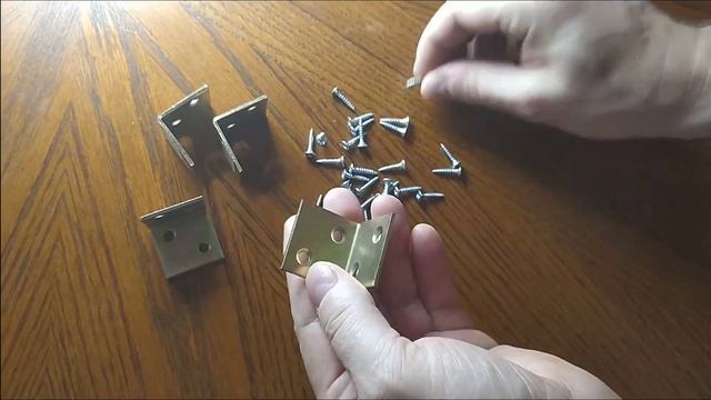Уголки мебельные крепежные, оцинкованная сталь 2 мм, 30х30х30, в комплекте 4 шт и крепеж смотреть онлайн