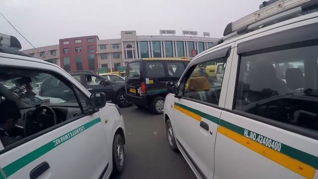 Индия. Прилетели в Дели. Как купить билет на поезд в Гоа смотреть онлайн