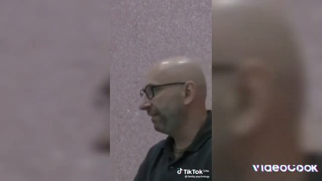 У женщины на первом месте должен быть муж а не дети смотреть онлайн