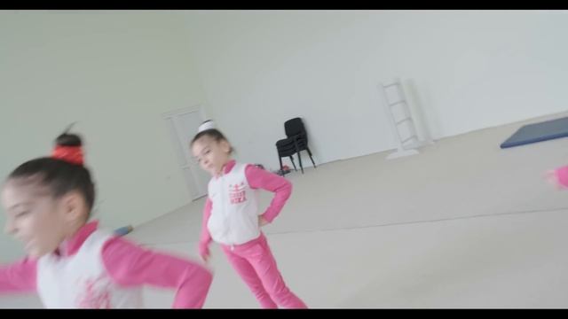 Oreo Veronika потеряла память на тренировке. Все забыла.