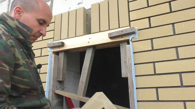 Кирпичная перемычка. Вертикальная кладка с применением облицовочного кирпича. смотреть онлайн