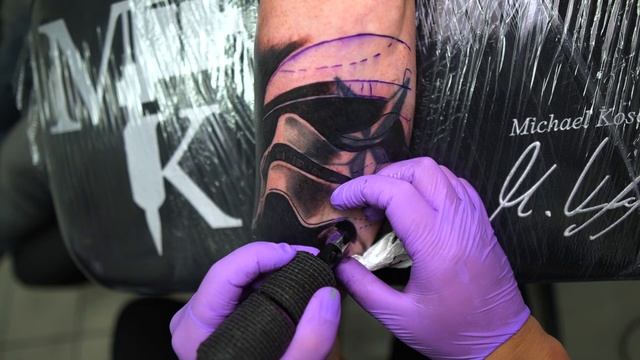 TATTOO TIME LAPSE | COVER UP | STAR WARS | STORM TROOPER | MICHAEL KOSCHEL ART смотреть онлайн
