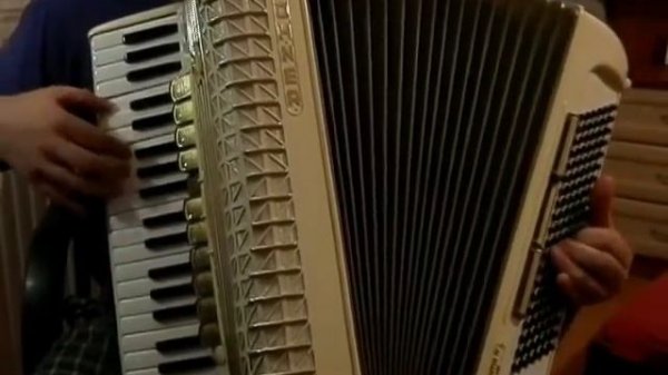 Accordion song from the film "Black cat white cat"