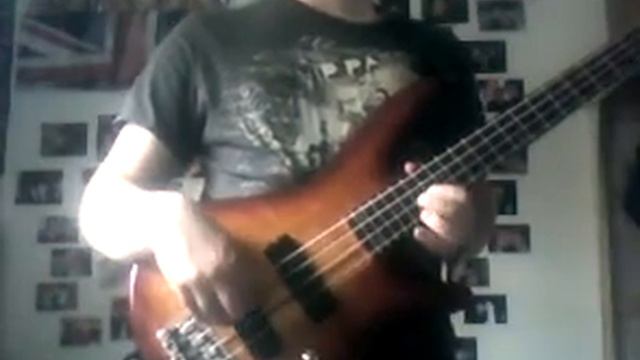Bass Improv with loopstation смотреть онлайн