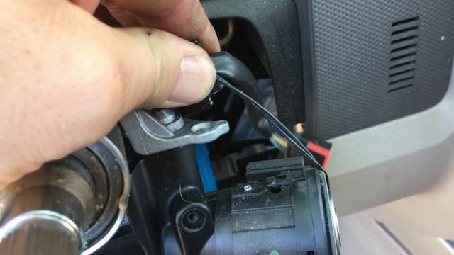 2008-2012 Ford Escape No Crank No Start: Ignition Lock Module Replacement смотреть онлайн