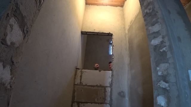 Подготовка ванны и туалета для заливки пола/ делаю отверстие в полу, прокладываю канализацию. смотреть онлайн