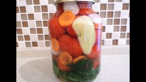 Маринованные помидоры с морковью и луком на зиму