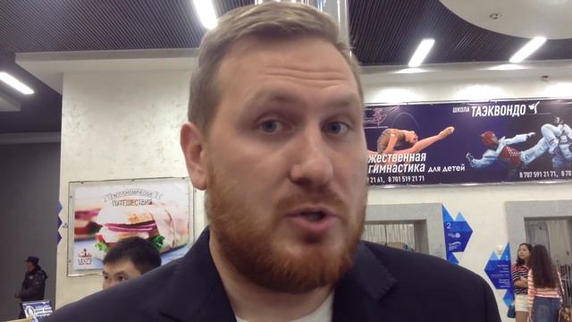 Беспредел на встрече Дениса Тена с фанатами в Алматы смотреть онлайн