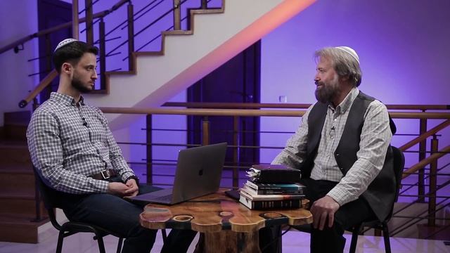 Кто такой Иешуа? Почему Он — Бог евреев? | СПРОСИ У РЕБЕ смотреть онлайн