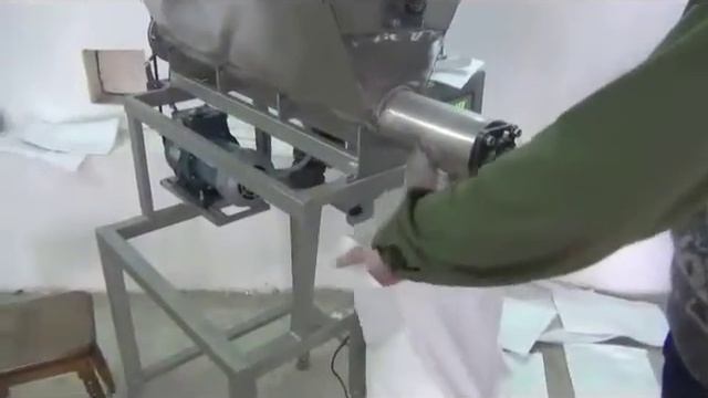ШНЕКОВЫЙ ДОЗАТОР ДЛЯ УДОБРЕНИЙ. Дозировка сыпучих, дозатор для муки, flour dispenser смотреть онлайн