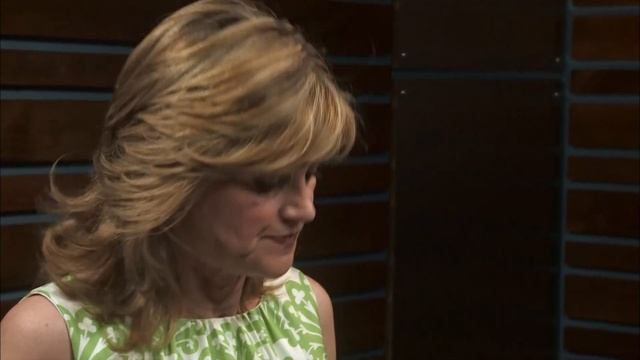 This Couple Throws An Amazing Party With Anthea Turner | Dinner Party Wars | Absolute Reality смотреть онлайн