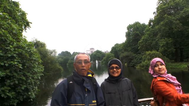 Paris-London Spring Holiday смотреть онлайн