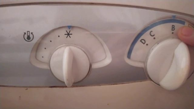 طريقة استخدام برامج غسالة ايديال زانوسي /Use of Zanussi ideal washing machine programs смотреть онлайн