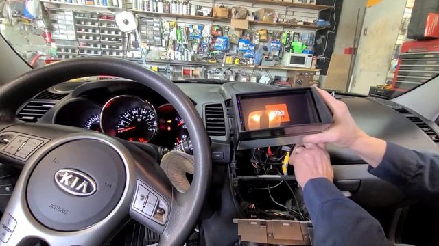 2015 KIA SOUL Apple carplay android auto reverse camera installation смотреть онлайн