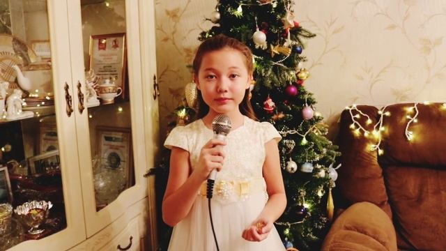 Песенка о снежинке, Ажар смотреть онлайн