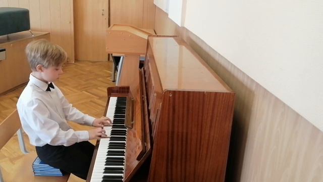 Устин Козлов - "Ответ", гимназия 22, Минск смотреть онлайн