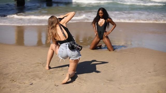 Canon R5 Vs Canon 5D Mark IV Comparison