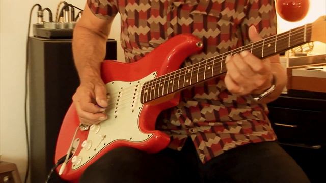 2006 Fender Custom Shop 1960 Stratocaster Relic (fiesta red) смотреть онлайн