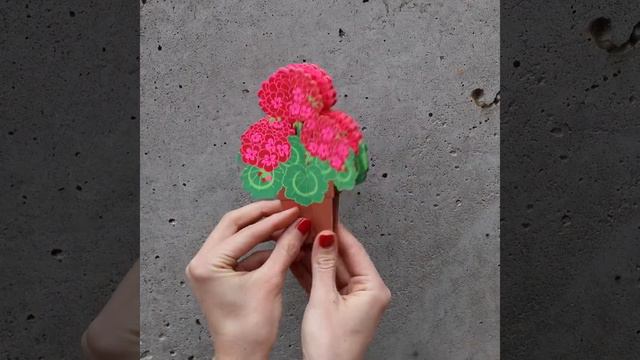 Cheerful Geranium Pop-Up Note Cards | MoMA Design Store смотреть онлайн