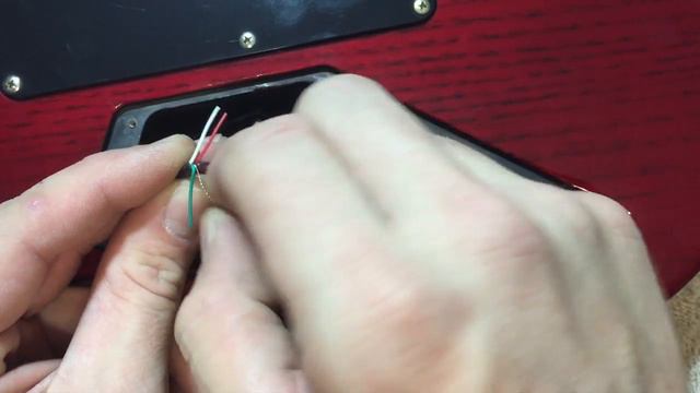 How to change a neck pickup on an electric guitar смотреть онлайн