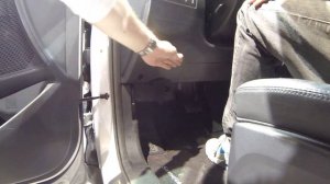 Hyundai Santa Fe Mk3 OBD2 Diagnostic Port Location