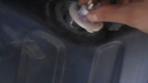 Как заменить топливный датчик на мерседес