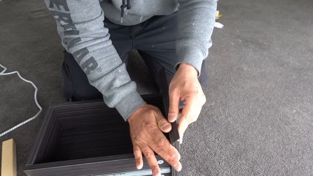 How to fix peeling laminate edging