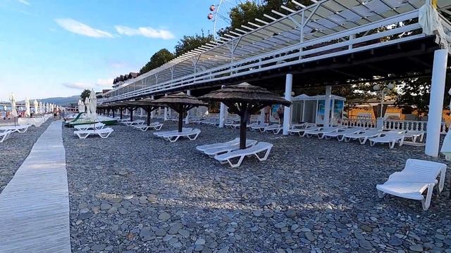 ЛАЗАРЕВСКОЕ 2020?Центральная набережная 23.08.2020г. Воздух +25, вода +26! смотреть онлайн