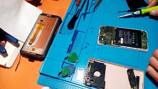 Смартфон Xiaomi Redmi 4a разборка смотреть онлайн