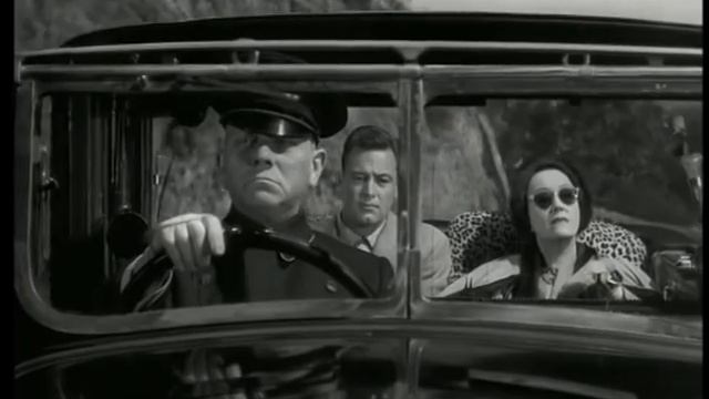 Movie Sunset Boulevard's(US50) "The vehicle owned by Norma Desmond".mpg смотреть онлайн