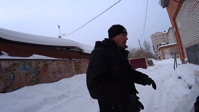 Диалоги О Рыбалке | Как Зарабатывают Бездомные Люди | Жизнь Бездомных смотреть онлайн
