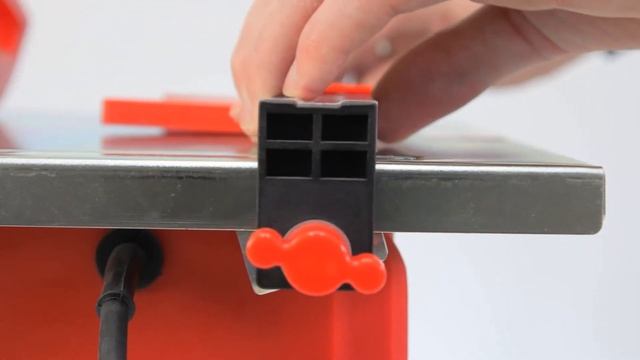 Электрический плиткорез DIAM ML-180/700 смотреть онлайн