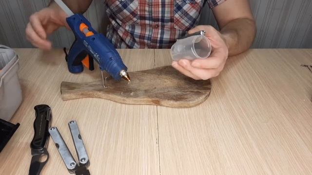 Рыболовные самоделки. Фидерная кормушка своими руками. Не трать деньги сделай сам!!! смотреть онлайн