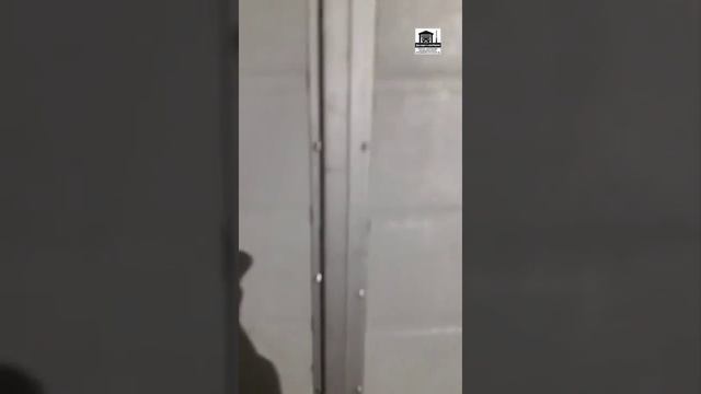 Врезка калитки в секционные ворота