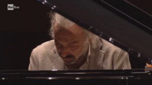 Stefano Bollani - Genial version of Turkish march & Tico tico (piano solo)