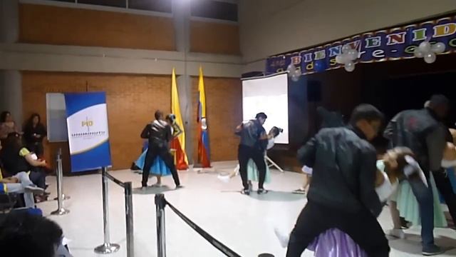 rock and roll 2 danzas uniminuto смотреть онлайн