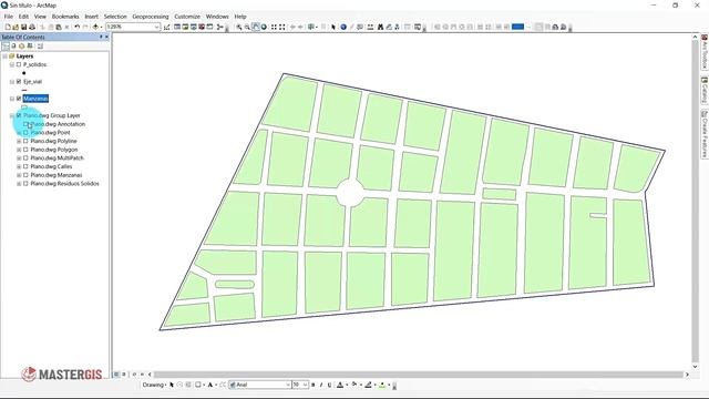 Convertir un mapa completo de CAD (dwg) a ArcGIS смотреть онлайн