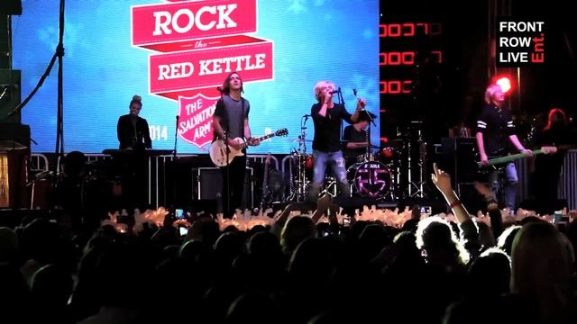 R5 Full Set at Rock The Red Kettle in Los Angeles смотреть онлайн