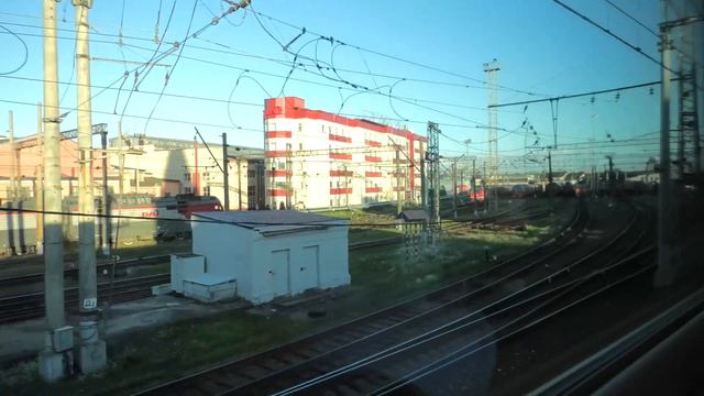 ЗАБЫЛИ СПРАВКИ НА ПОЕЗД! ОПАЗДЫВАЕМ! смотреть онлайн